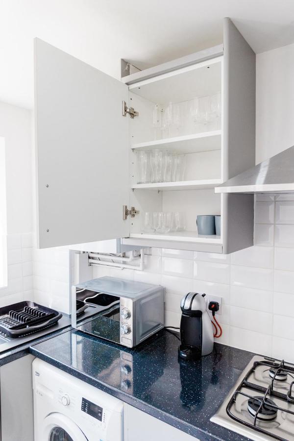The Oval House By Silva Cmk Stylish House With Garden & Parking Eco-Serviced Accommodation Milton Keynes Buitenkant foto